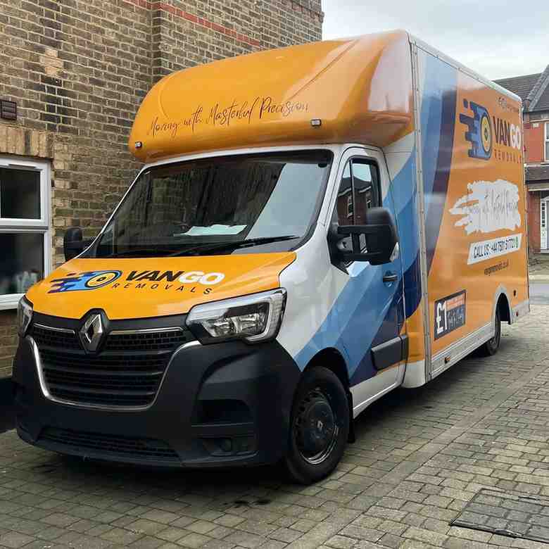 Home 15 Van of VANGO REMOVALS for man with a van services in London